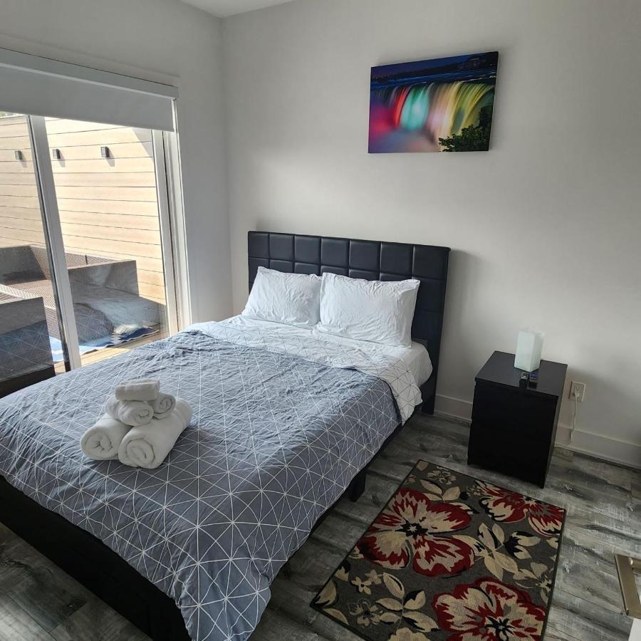 Stylish Townhome Gem With Several Amenities Just Minutes To The Falls Niagara Falls Exterior photo